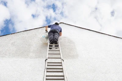 Peinture extérieure à Monthault — façades et ravalement